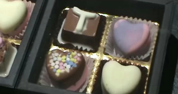Dậy sóng clip Jennie công khai làm socola cho tình tin đồn kiêm ông trùm đế chế giải trí mới dịp Valentine - Ảnh 5.