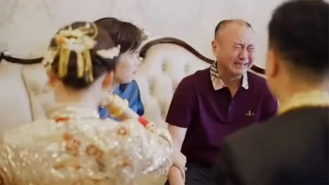 Con gái dẫn bạn trai về ra mắt, ông bố tá hỏa phát hiện chàng rể tương lai là máu mủ của mình, sự thật phía sau còn chấn động hơn - Ảnh 1.