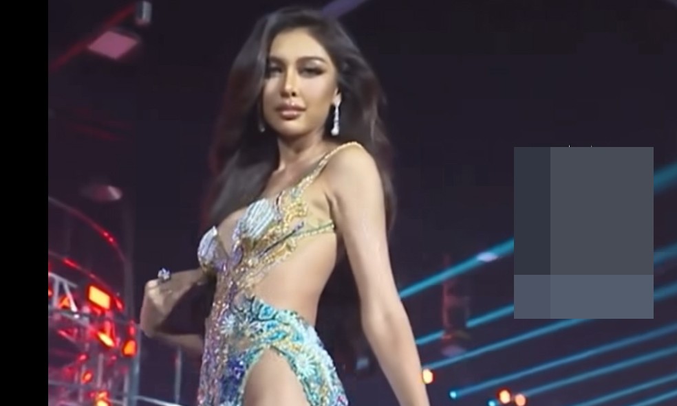 Thí sinh Hoa hậu Hòa bình ở Thái Lan hớ hênh khi trình diễn váy dạ hội - Ảnh 1.
