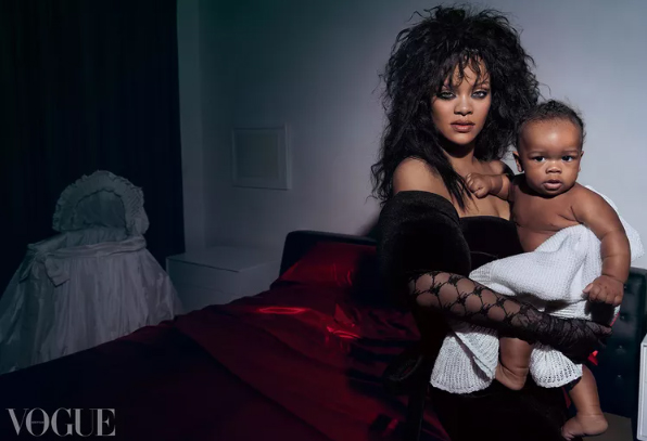 Rihanna mang cả gia đình lên bìa Vogue - Ảnh 2.