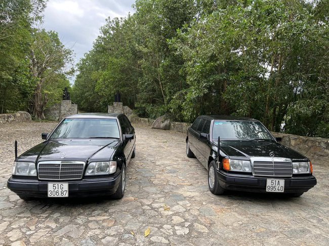 Xế cổ MercedesBenz 300D hơn 30 năm tuổi vẫn lăn bánh trên đường phố Hà Nội