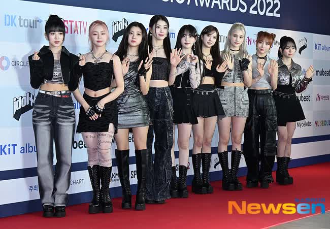 Thảm đỏ Circle Chart Music Awards: Karina - Sullyoon đọ sắc cực gắt với thành viên hụt BLACKPINK, 1 nữ thần Kpop gen 2 bất ngờ bị dìm visual - Ảnh 11.