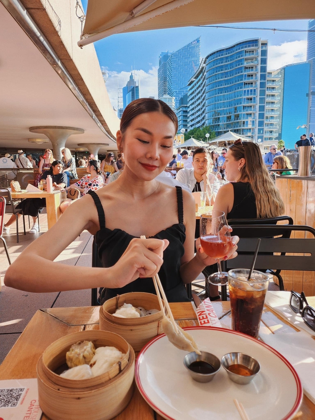 Nhan sắc hội mỹ nh&acirc;n l&atilde;o h&oacute;a ngược: Hiền Thục trẻ bất chấp thời gian, Mỹ T&acirc;m đẹp hơn hồi đ&ocirc;i mươi - Ảnh 12.