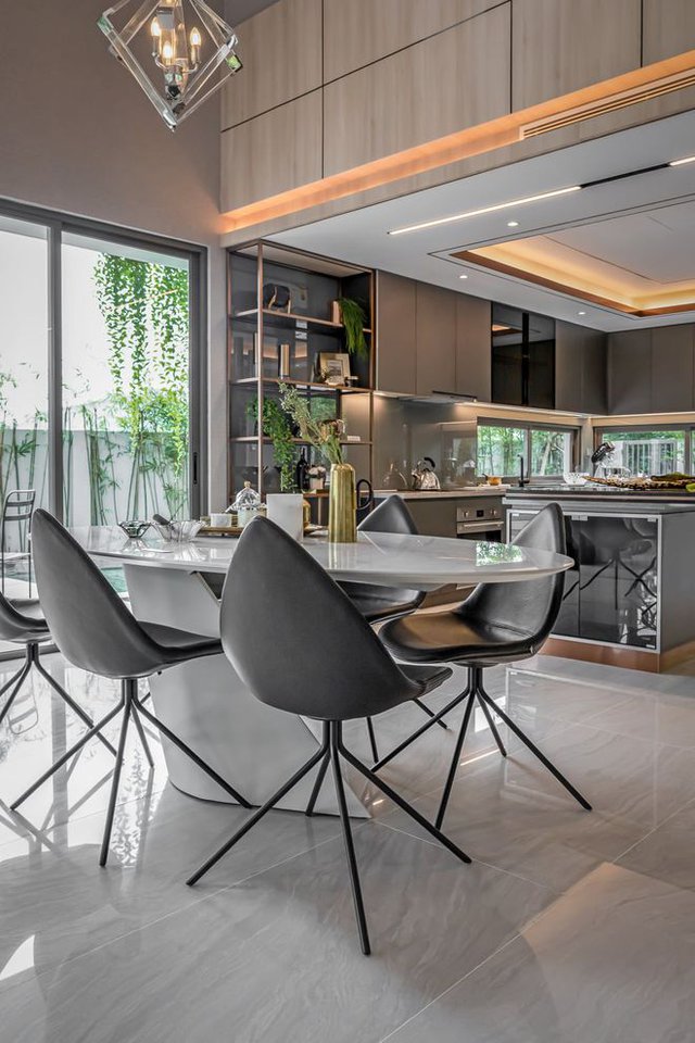 Biệt thự hơn 300m2, tốn gần 8 tỷ với thiết kế sang trọng, view c&oacute; hồ c&oacute; vườn tho&aacute;ng m&aacute;t - Ảnh 4.