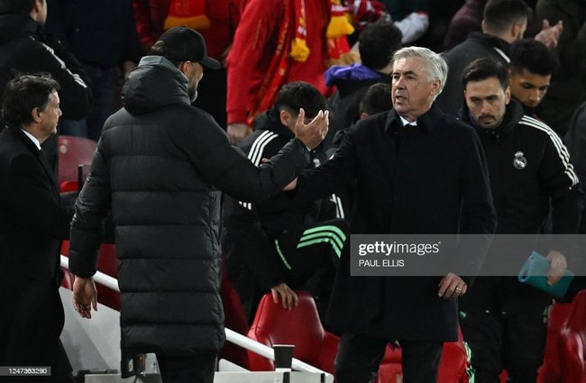 Dẫn trước 2-0, Liverpool vẫn bị Real Madrid vùi dập trong mưa bàn thắng ngay tại Anfield - Ảnh 6.