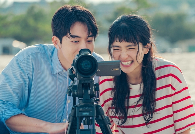 4 cặp đôi phim Hàn không có kết đẹp nhưng khán giả lại vui mừng: Cái tên cuối vô lý đến mức phải bật cười - Ảnh 2.