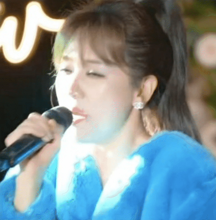 Cùng một bài hát sau 9 năm: Hari Won nhan sắc thăng hạng, hát thế nào mà gây sốt MXH? - Ảnh 3.