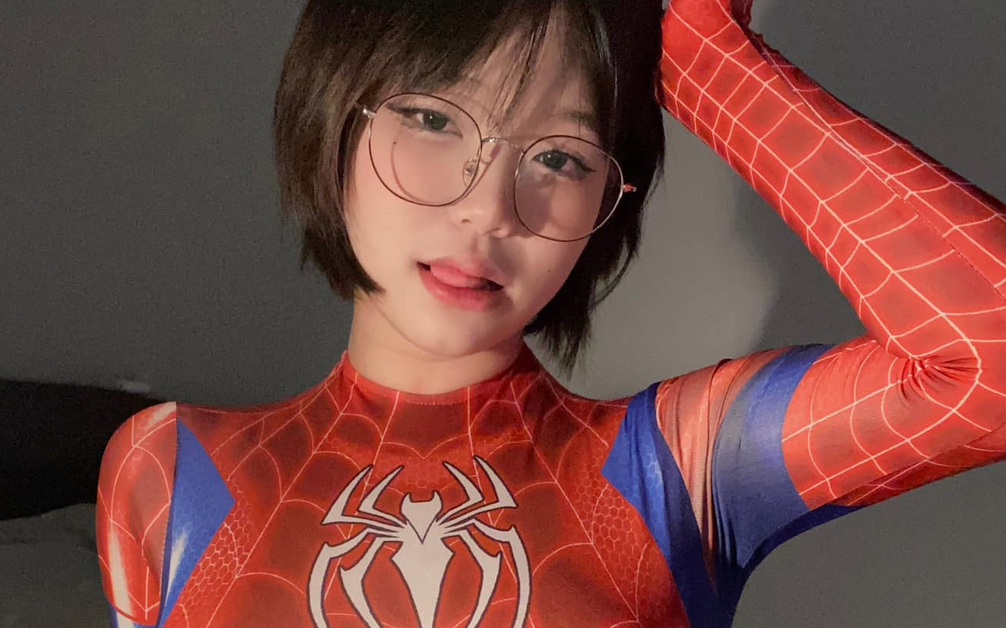 NEKO CHAN, tin tức Mới nhất Mặt "học sinh", nữ game thủ cứ cosplay lại khiến cả cộng đồng "sốt