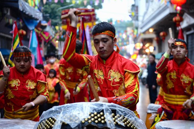 Hà Nội: Đặc sắc lễ hội rước 17 “ông lợn” của người dân làng La Phù - Ảnh 2.