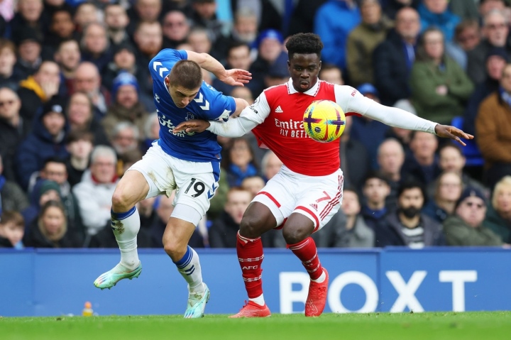 Everton changed unexpectedly, Arsenal lost their second match in the Premier League - Photo 1.