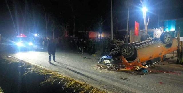 Tai nạn liên hoàn trong đêm tại Điện Biên, 3 người thiệt mạng - Ảnh 1.