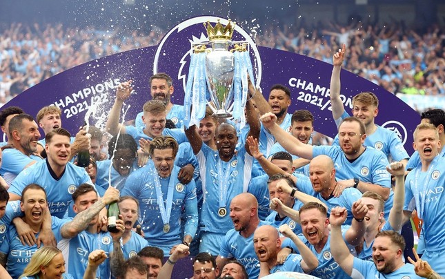 Man City có thể bị tước danh hiệu, trục xuất khỏi Ngoại hạng Anh - Ảnh 1.