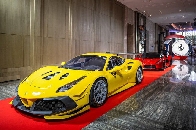 Tôi vừa tự bỏ 4 triệu bay sang Thái xem giới đại gia offline siêu xe: LaFerrari hơn 230 tỷ lộ diện, cả căn hầm kín Ferrari - Ảnh 21.