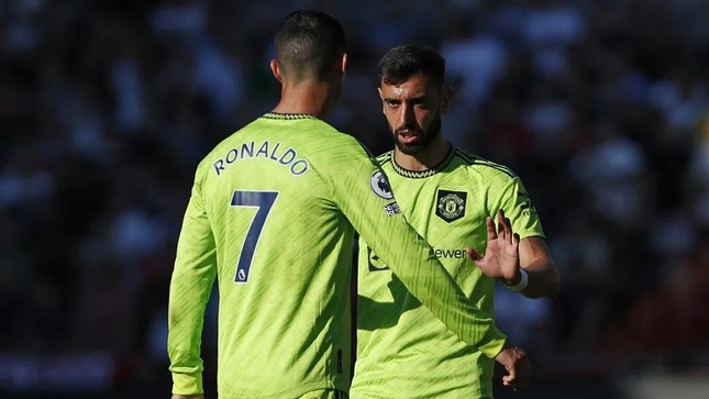 Khi Ronaldo còn ở MU, Bruno Fernandes không giao du với anh ấy - Ảnh 1.