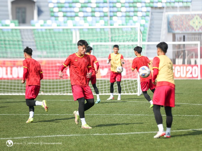 Giải ch&acirc;u &Aacute;: U20 Việt Nam cần c&oacute; điểm trước Australia, U20 Indonesia đặt cược v&agrave;o Ronaldo - Ảnh 1.