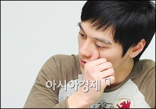 Vụ tự s&aacute;t chấn động showbiz H&agrave;n: 16 năm tr&ocirc;i qua vẫn c&ograve;n những nghi vấn, bạn trai cũ phải điều trị t&acirc;m l&yacute; v&igrave; trở th&agrave;nh nghi can số 1 - Ảnh 8.