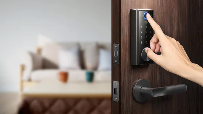 Kh&oacute;a cửa th&ocirc;ng minh c&oacute; nhược điểm ch&iacute; mạng: Trước khi lắp phải nhớ điều n&agrave;y, nếu kh&ocirc;ng muốn nh&agrave; m&igrave;nh m&agrave; kh&ocirc;ng được v&agrave;o! - Ảnh 3.