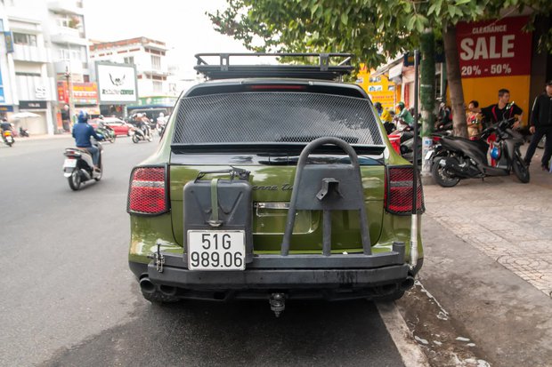 Một năm chi hơn 700 tỷ đồng tậu siêu xe không tiếc tay, Đặng Lê Nguyên Vũ còn độ xe đẳng cấp khó ai bì: Biến nội thất Mercedes cổ thành hàng độc, hoắc hóa cả Toyota Celica - Ảnh 3.