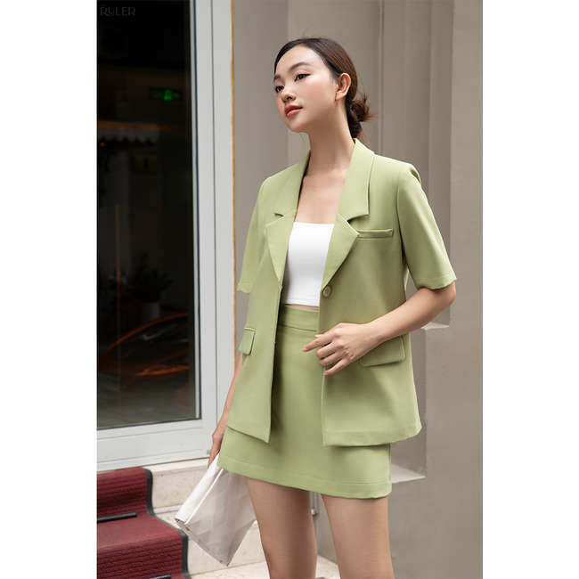 Style đời thường của ác nữ diễn đỉnh nhất The Glory: Siêu cool siêu cuốn, ngắm xong chỉ muốn copy ngay - Ảnh 3.