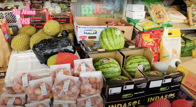 Hóa ra ở châu Âu cũng có một khu chợ gọi là CHỢ SAPA thân thương gần gũi bán toàn thực phẩm Việt - Ảnh 9.