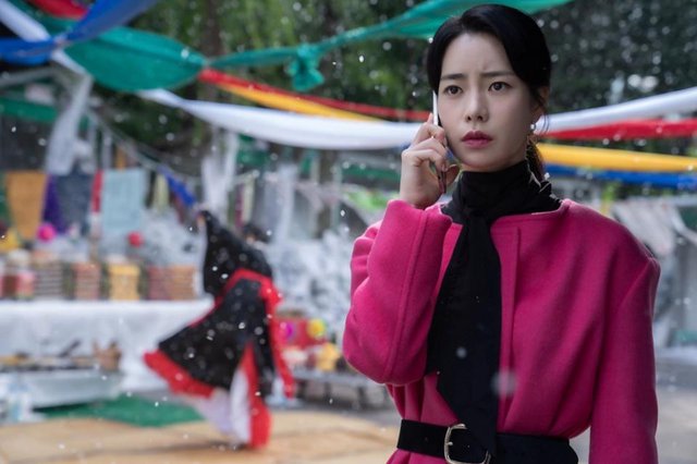 Áo Zara là món bình dân hiếm hoi được “ác nữ” Lim Ji Yeon diện trong The Glory 2 - Ảnh 2.