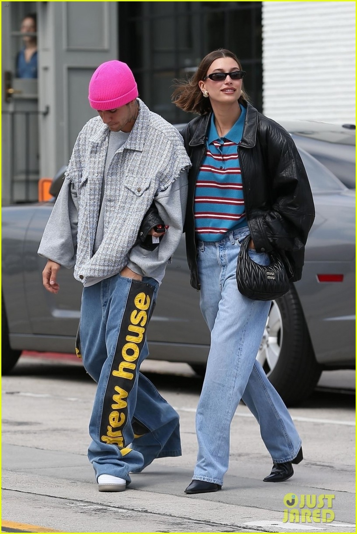 Vợ Justin Bieber sành điệu đi dạo phố cùng chồng sau tin đồn bắt nạt Selena Gomez - Ảnh 7.