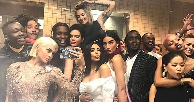 Nhà Kardashian - Jenner bị cấm cửa tại Met Gala? - Ảnh 6.