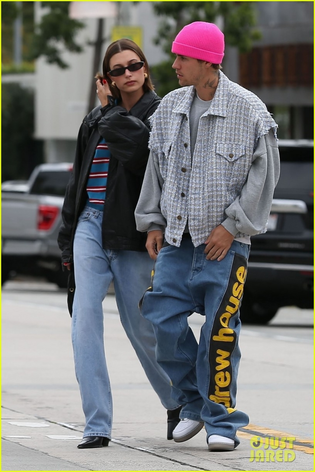 Vợ Justin Bieber sành điệu đi dạo phố cùng chồng sau tin đồn bắt nạt Selena Gomez - Ảnh 6.
