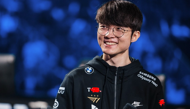 Rookie thỉnh cầu Faker một chuyện chỉ có Quỷ Vương mới giúp được - Ảnh 2.