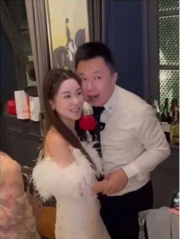 Điểm kh&oacute; hiểu nhất trong chuyện t&igrave;nh y&ecirc;u giữa Th&aacute;i Thi&ecirc;n Phượng v&agrave; chồng t&agrave;i phiệt - Ảnh 2.