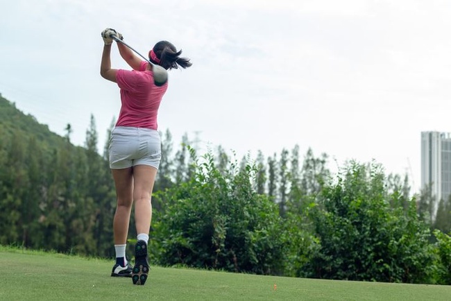 Khi golfer ra sân không chỉ để chơi bóng: Lợi dụng golf để sống ảo, tạo mối quan hệ làm ăn, đặc biệt làm một việc biến tướng chỉ người trong giới mới biết - Ảnh 3.