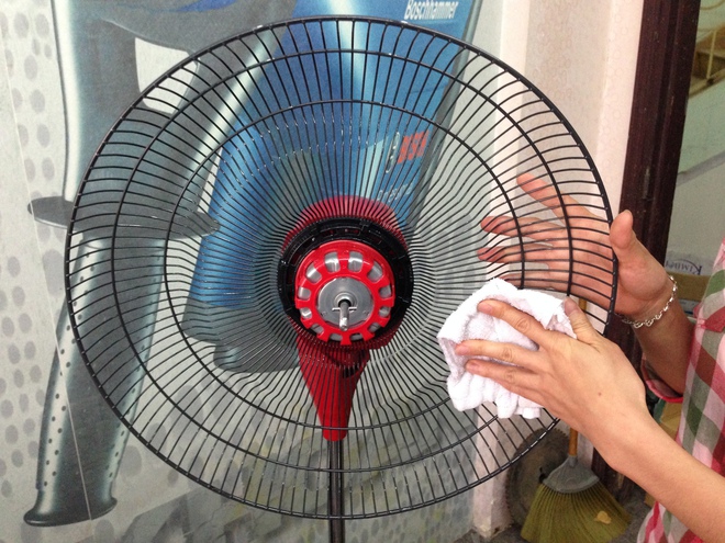 Trời nắng n&oacute;ng, d&ugrave;ng quạt hay điều h&ograve;a chớ chủ quan bỏ qua bước n&agrave;y: Bạn đ&atilde; biết chưa? - Ảnh 6.