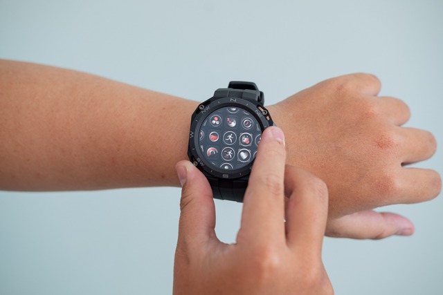 Trải nghiệm Huawei Watch GT Cyber: Chiếc smartwatch có khả năng biến hình - Ảnh 4.