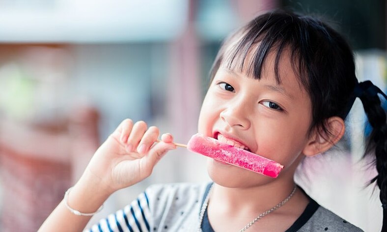 Món ăn hàng triệu trẻ em yêu thích lại được giới chuyên gia cảnh báo rằng có thể gây trầm cảm và bệnh tiểu đường - Ảnh 1.