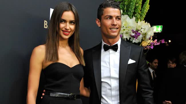 Chia tay Ronaldo vì bám váy mẹ, siêu mẫu quyến rũ nhất thế giới mất 11 triệu người theo dõi sau một ngày - Ảnh 1.