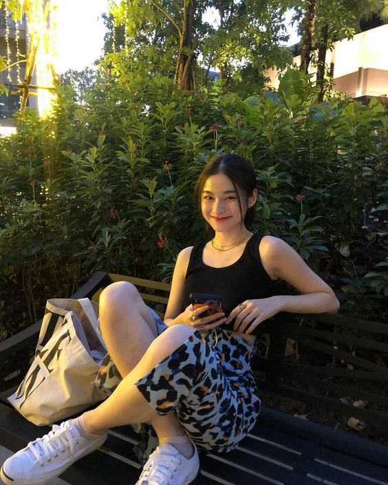 L&agrave;m sao để tho&aacute;t cảnh vừa nhận lương đ&atilde; sắp hết tiền? - Ảnh 2.