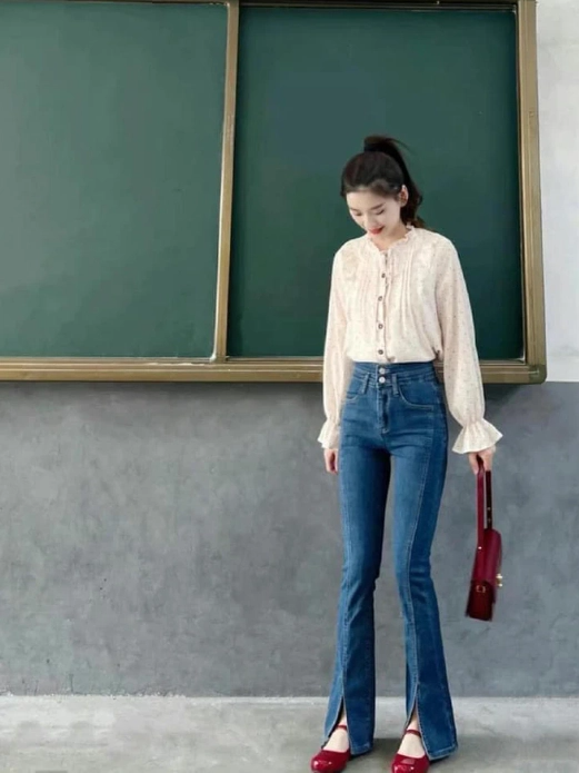 Cô giáo 9X gây sốt Weibo với style đi dạy: Cả tuần không trùng bộ nào, mặc đơn giản vẫn đẹp ngất ngây - Ảnh 1.