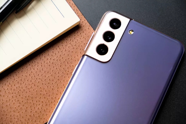 Top 7 smartphone đ&atilde; qua sử dụng đ&aacute;ng mua nhất năm 2023: Gặp ngay vua của điện thoại gi&aacute; rẻ - Ảnh 3.