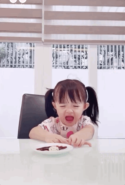 Đông Nhi thử thách con gái bằng 1 cái kẹo, phản ứng của bé ra sao mà đạt 1,5 triệu người xem? - Ảnh 3.