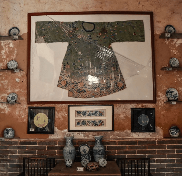 Căn nhà cổ rộng 3 mẫu đất được trả 1 tỷ NDT cũng không chịu phá bỏ ở Trung Quốc: Bí mật đằng sau khiến chủ đầu tư 5 lần 7 lượt tìm đến thương lượng nhưng phải chịu thua gia chủ - Ảnh 6. Căn nhà cổ rộng 3 mẫu đất được trả 1 tỷ NDT cũng không chịu phá bỏ ở Trung Quốc: Bí mật đằng sau khiến chủ đầu tư 5 lần 7 lượt tìm đến thương lượng nhưng phải chịu thua gia chủ - Ảnh 6.