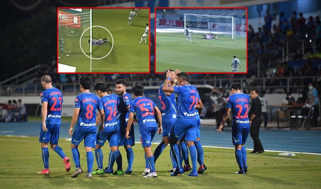 VAR v&ocirc; dụng tại Thai League, trọng t&agrave;i quyết định h&ecirc;n xui? - Ảnh 1.