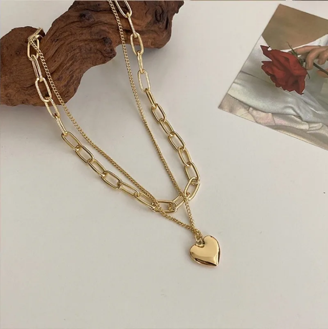 Phối thêm 5 món phụ kiện sành điệu này, style của nàng kiểu gì cũng thăng hạng - Ảnh 2.