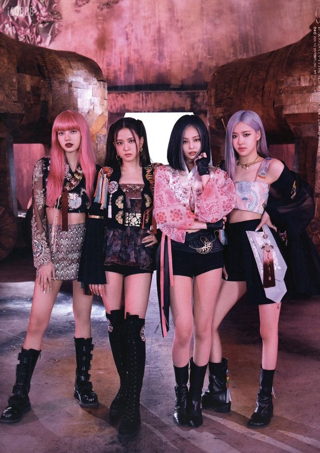 Stylist nhiều lần khiến BLACKPINK khốn đốn: Cảnh của Jennie bị xóa khỏi MV, Lisa phải lên tiếng xin lỗi - Ảnh 18.