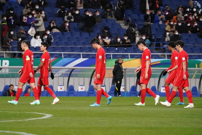 Bóng đá Trung Quốc khủng hoảng nặng nề sau hơn 1 năm thua Việt Nam - Ảnh 2.