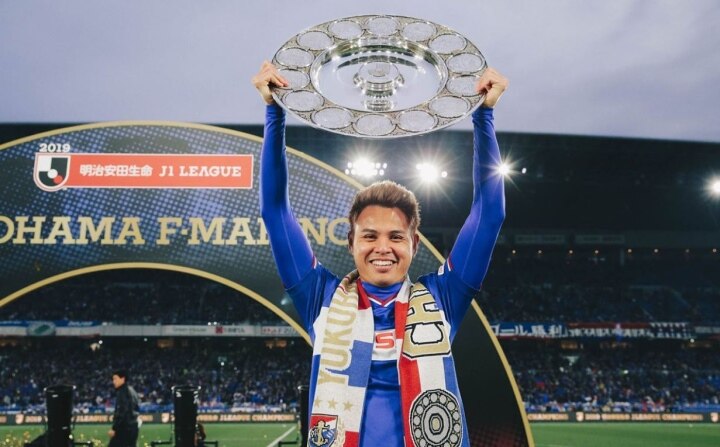 Quang Hai は Pau FC から逃げなければなりません。タイに行くことは合理的な後退です - 写真 3.