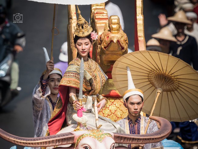 Loạt khoảnh khắc hóa nữ thần của các mỹ nhân Thái Lan mừng Tết Songkran: Baifern - Yaya khoe nhan sắc một 9 một 10 - Ảnh 4.