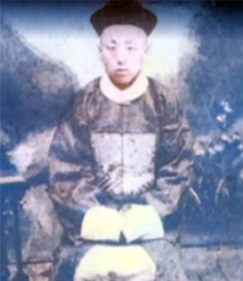 Ảnh hiếm ghi lại chân dung thành viên gia đình của Từ Hy Thái hậu, bất ngờ nhất là nhan sắc hai cô cháu gái - Ảnh 3.