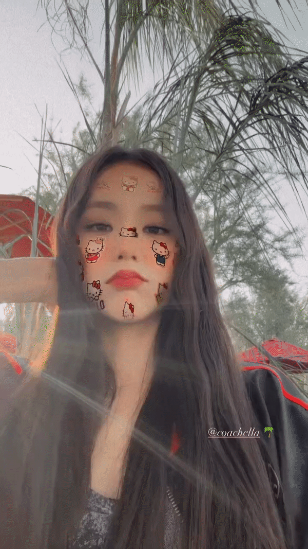 BLACKPINK g&acirc;y b&atilde;o ở Coachella 2023: Ros&eacute; biểu cảm đ&aacute;ng ch&uacute; &yacute; sau nghi vấn chất cấm, Jennie l&eacute;p vế chiều cao trước bạn th&acirc;n Song Hye Kyo - Ảnh 8.