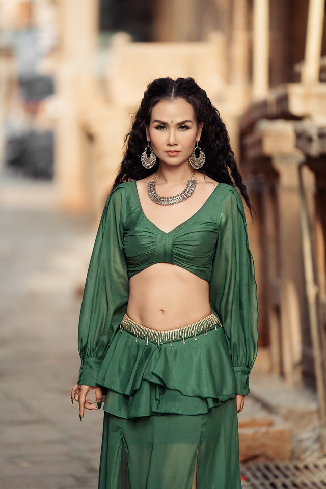 Nữ ca sĩ Vpop vừa vượt mặt Jisoo tr&ecirc;n BXH thịnh h&agrave;nh YouTube l&agrave; ai? - Ảnh 2.