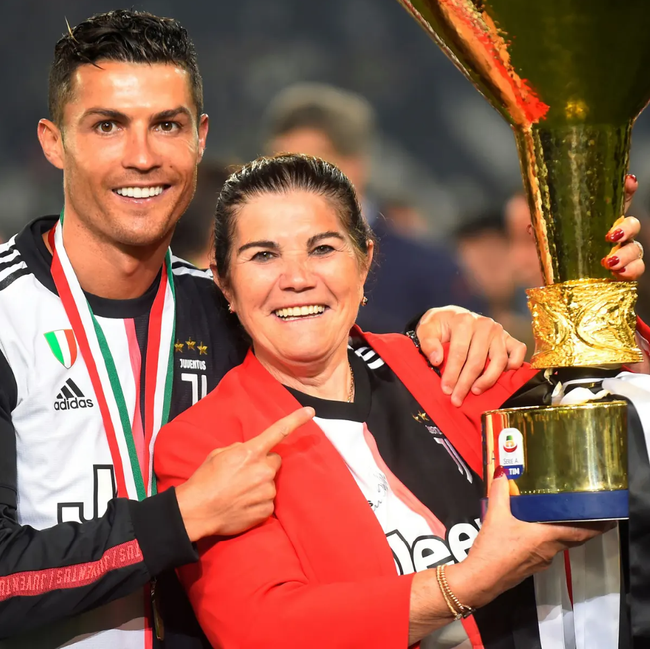 Georgina bị cho đang chiến tranh lạnh với mẹ Ronaldo, m&acirc;u thuẫn &acirc;m ỉ từ một việc tưởng chừng rất nhỏ - Ảnh 3.